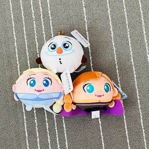 Disney  - Set of 3 Frozen II Squeezamals - Brand New, Never Played With